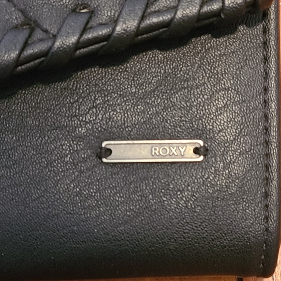 COPY - Roxy Birdcage Wallet - Picture 3 of 4